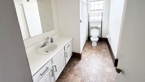 219 Abercorn St APT F3