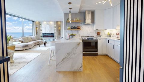 336 W Wellington Avenue