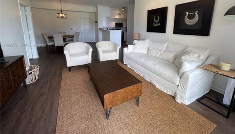 11720 Saint Andrews Pl