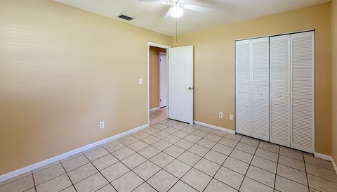 2301 NE 32nd Pl