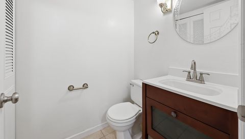 377 Farmingdale Circle