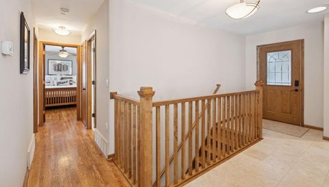 5833 Creek Valley Rd