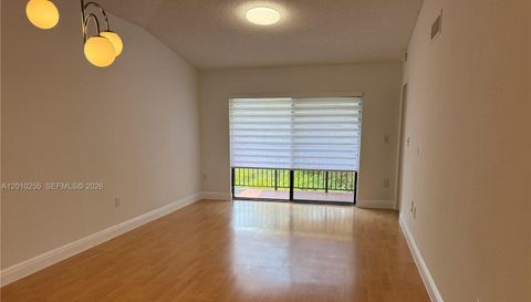 9979 Nob Hill Ln