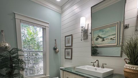 10196 Avenida Del Rio