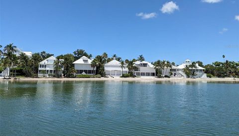 15144 HENNIPEN CIRCLE