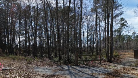 6879 Haynes Lennon Hwy