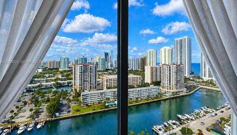 300 Bayview Dr