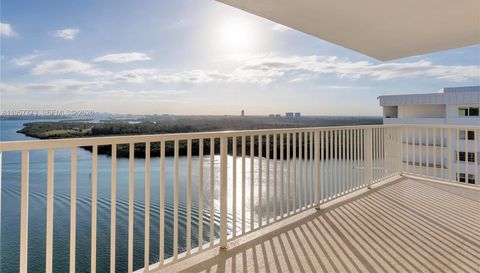 300 Bayview Dr