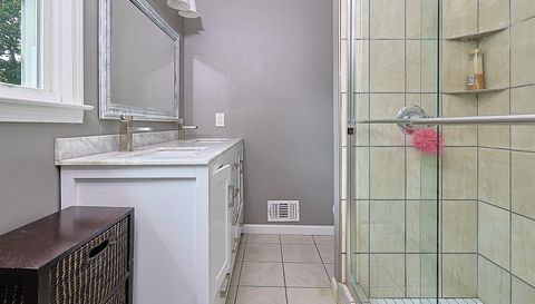 1406 Arden Dr SW