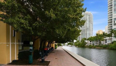 330 Sunny Isles Blvd