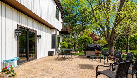1368 Hunter Circle