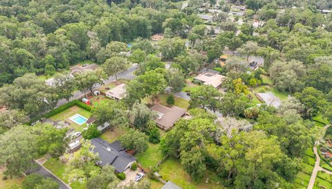 3944 NW 40th Ct