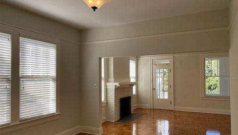 1806 W MORRISON AVENUE