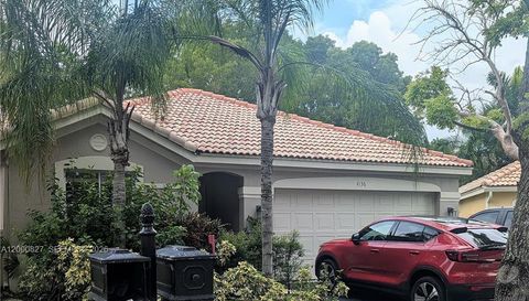 4136 Pine Ridge Ln