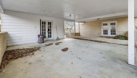 2305 Cherry Hill Rd