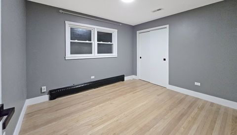 4743 S Keeler Avenue