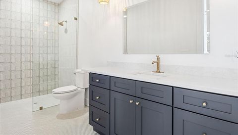 708 W KENTUCKY AVENUE