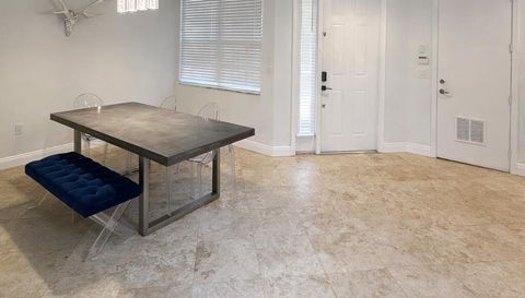 7942 Parsons Pine Dr