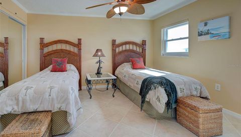 1255 Tarpon Center Dr