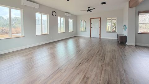 10710 McIntosh Rd