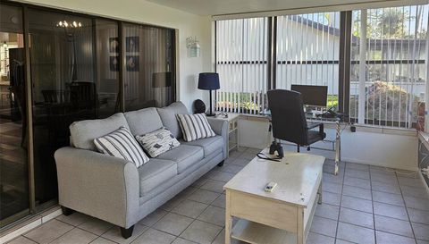 4522 LA JOLLA DRIVE