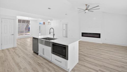 4084 Drifting Sand Trail