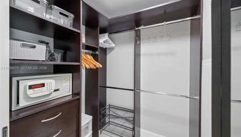 200 Biscayne Boulevard Way