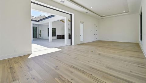 17720 ROYAL EAGLE LANE