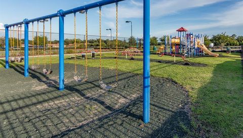 2638 CAMDEN PARK LOOP