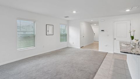 7530 Broad Pointe Dr