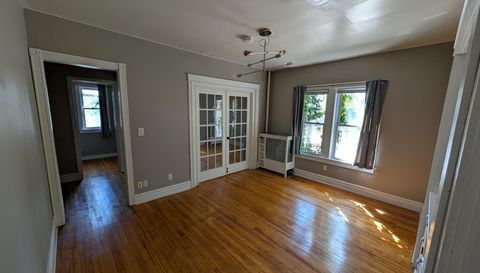 1902 4th Avenue S