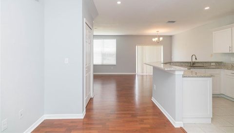 6407 BARKSDALE WAY