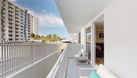 345 Ocean Dr