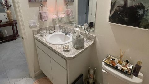 939 Remington Green Dr SE