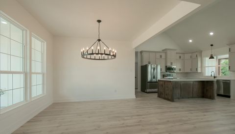 7901 Pecan Road