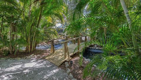 715 Eagle Point