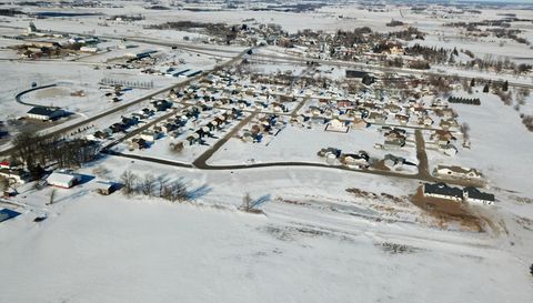 208 E 11th Street SE