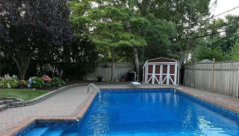 3 Yarmouth Ln