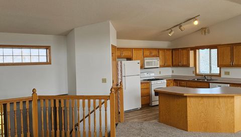 23453 Arrowhead Street NW