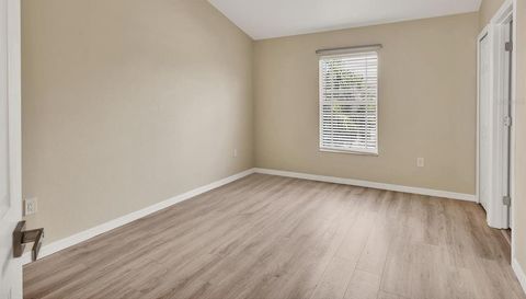 14909 SKIP JACK LOOP