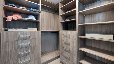 300 Sunny Isles Blvd