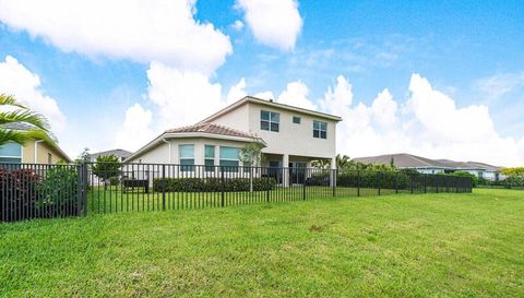 5850 Whippoorwill Cir