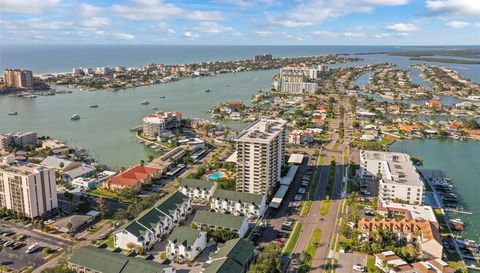 400 ISLAND WAY