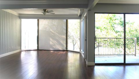 108 World Of Tennis SQ