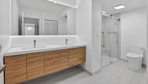 9272 Vista Del Lago