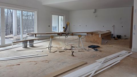 7048 Nichols Cove Dr