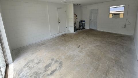 372 Imperial Dr