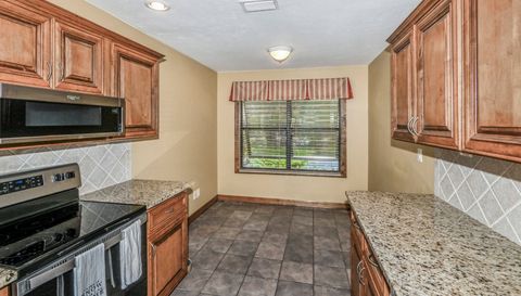 5184 S Riverview Cir