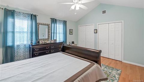 2 Whitman Pl