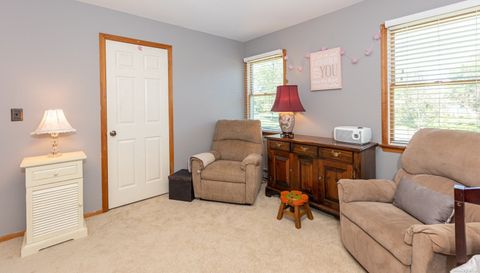 23 Josica Dr